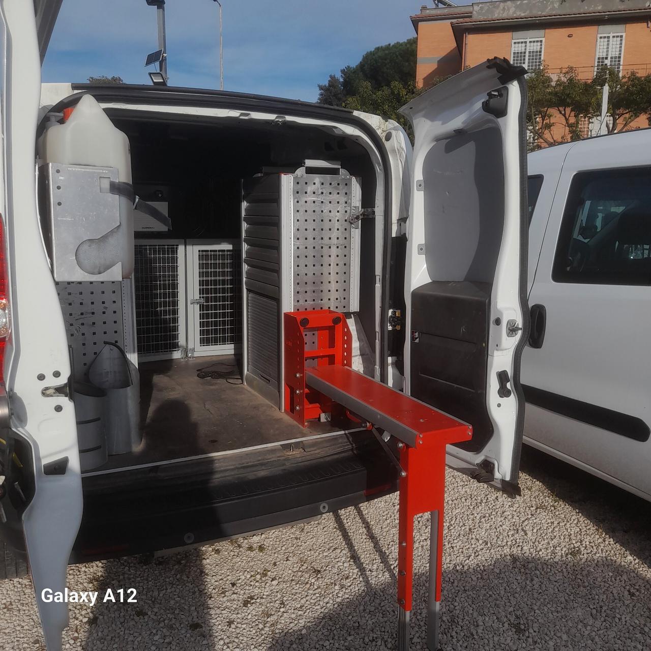 FIAT DOBLO OFFICINA MOBILE NO BLOCCHI TRAFFICO!