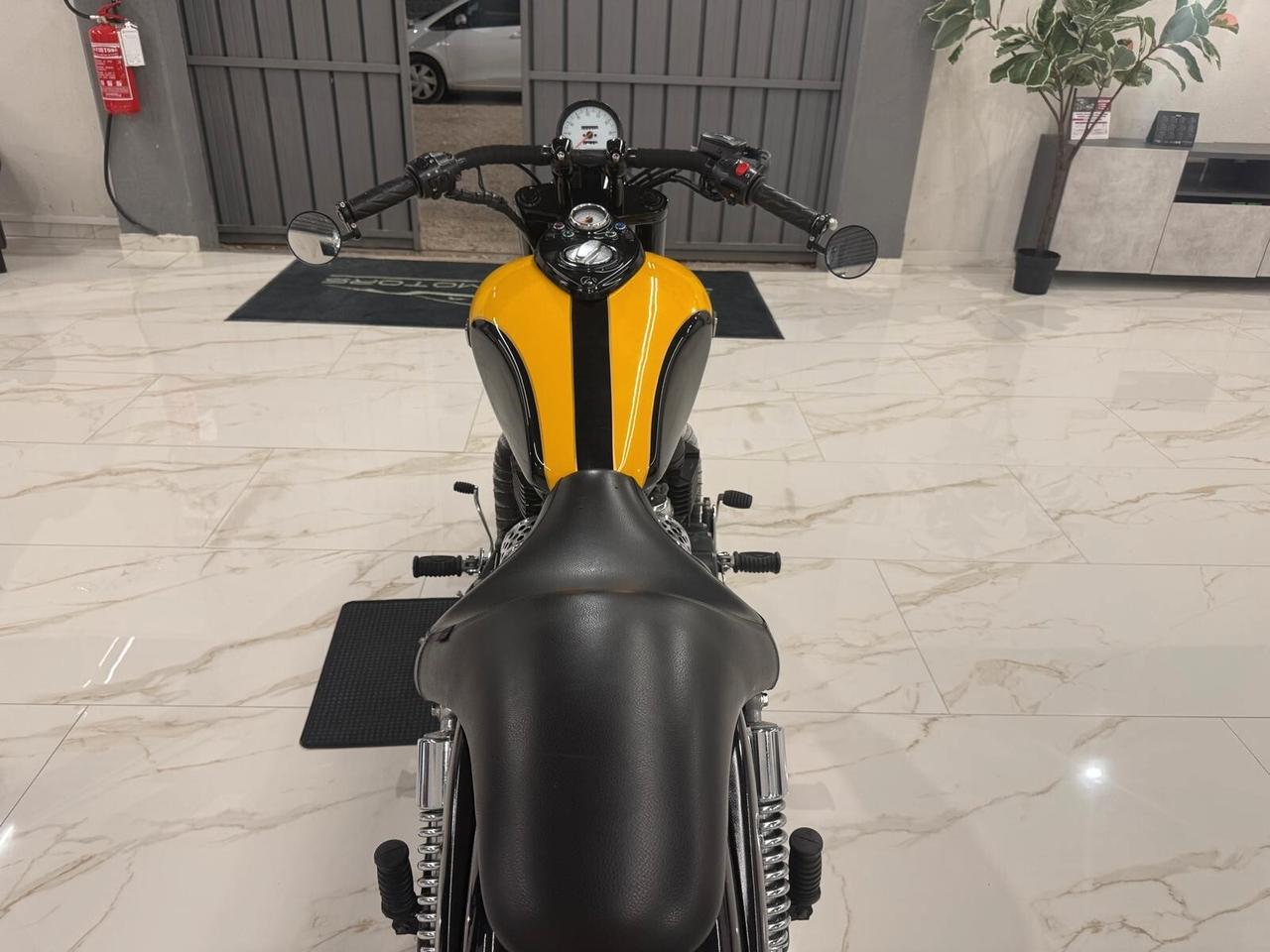 Triumph Speedmaster 790 – 2003 | 12.000 km | Custom