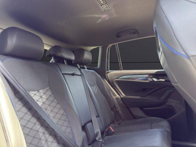 VOLKSWAGEN Tiguan 2.0 TDI 150 CV DSG R-Line