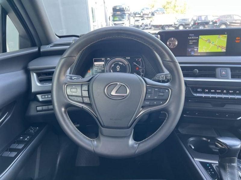 Lexus UX 250H 2.0 LUXURY 2WD CVT