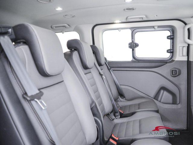 FORD Tourneo Custom 320 2.0 EcoBlue 185CV aut. PC Titanium