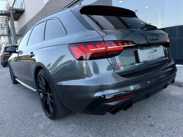 AUDI S4 Avant TDI 347cv Black Edition sport attitude