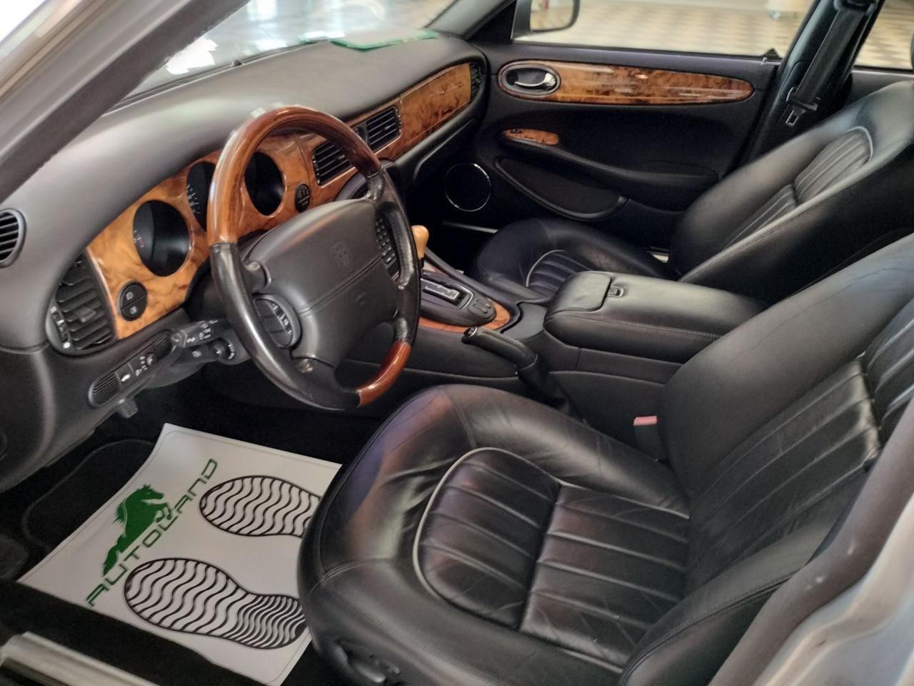 JAGUAR XJ 3.2 SE EXECUTIVE Automatica * Finanziabile *