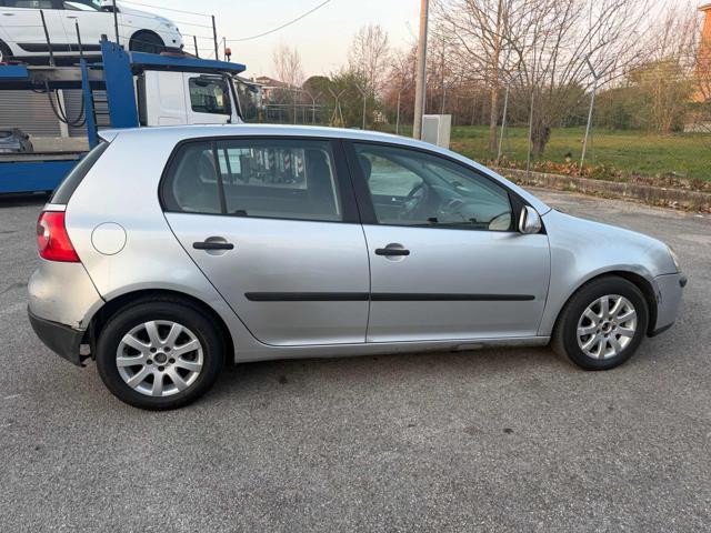 VOLKSWAGEN Golf 1.9 TDI 5p Comfortline senza nessun lavoro da fare