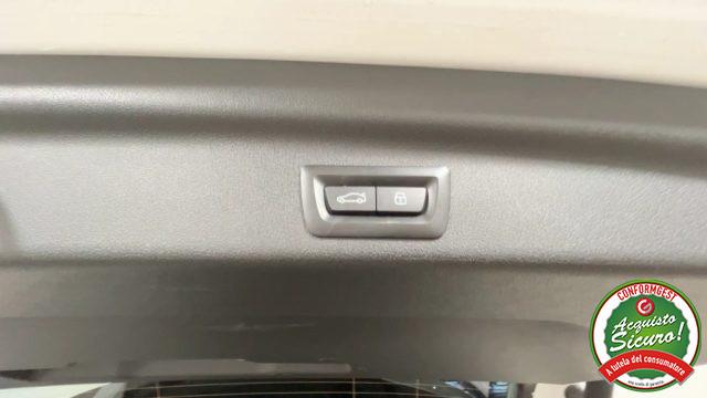 BMW X1 sDrive 18d xLine + Tetto