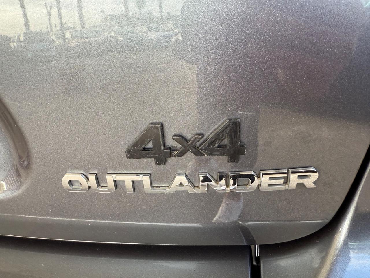 Mitsubishi Outlander 2.0 DI-D Intense DPF