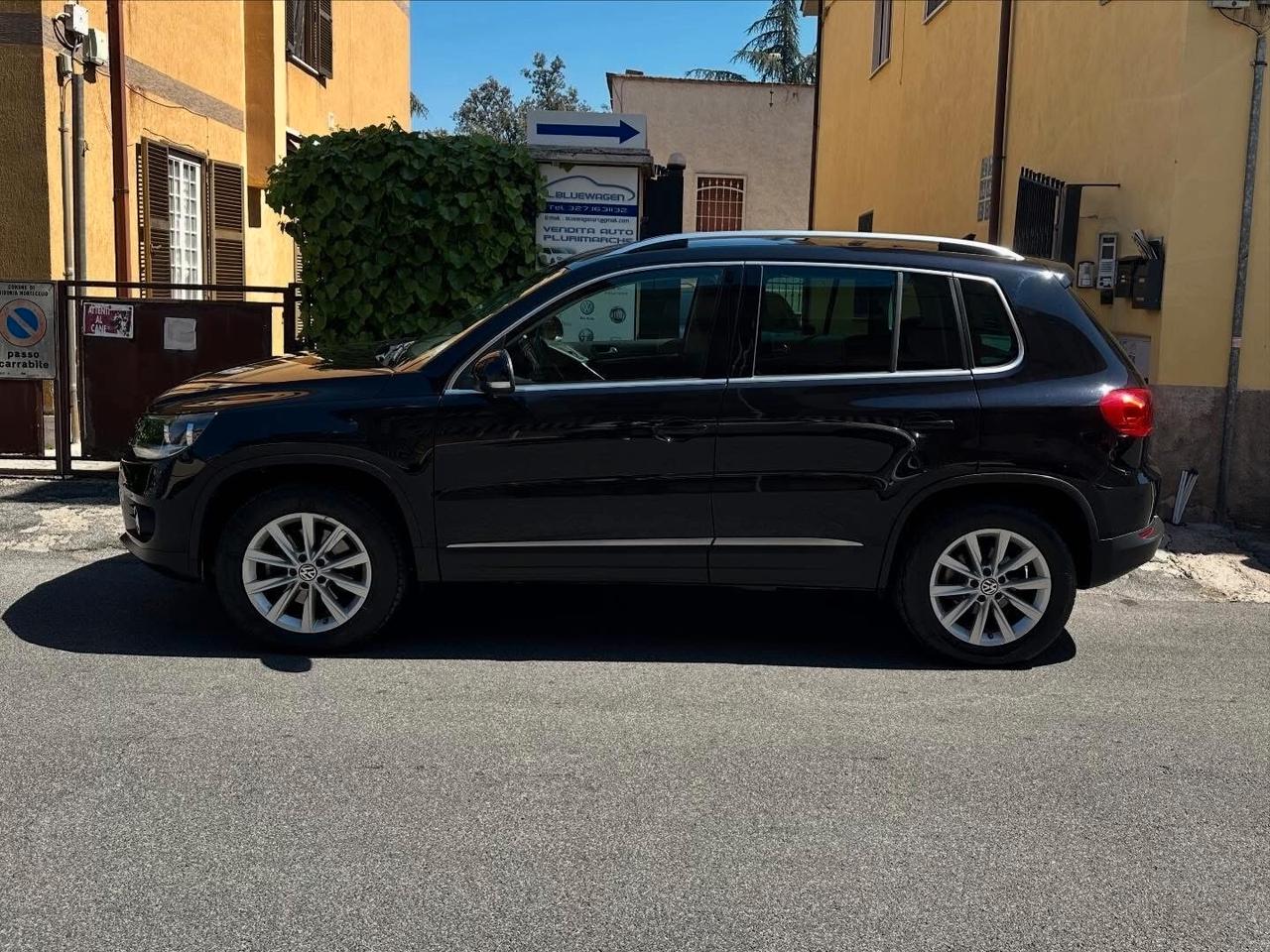 Volkswagen Tiguan 2.0 TDI 140 CV 4MOTION TAGLIANDI VW UNICOPROPRIETARIO FINANZIABILE