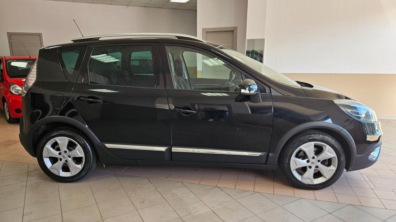 Renault Scenic Scénic XMod Cross 1.5 dCi 110CV Energy