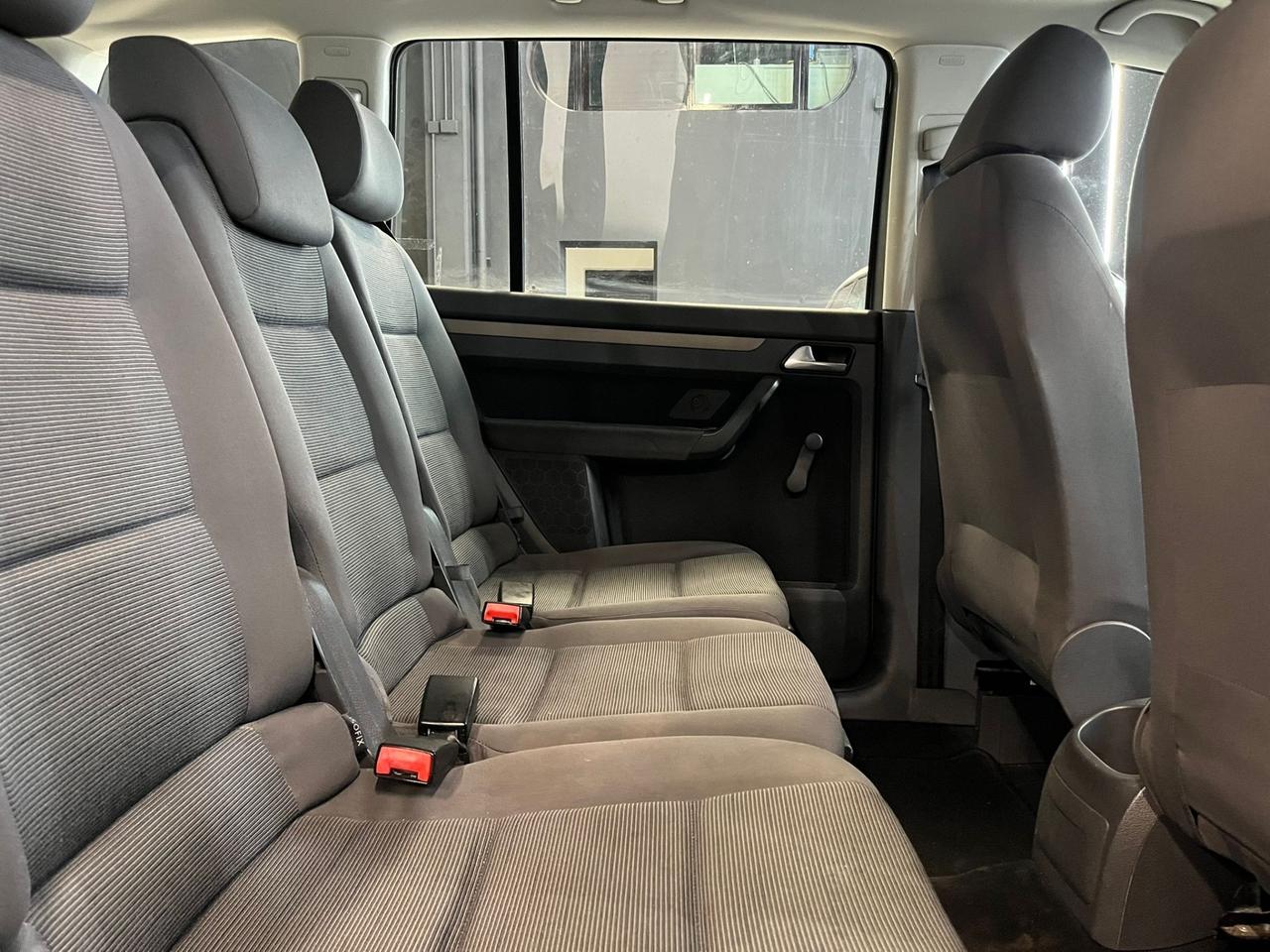 Volkswagen Touran 1.9 TDI 105CV Conceptline 7 POSTI UNICO PROPRIETARIO