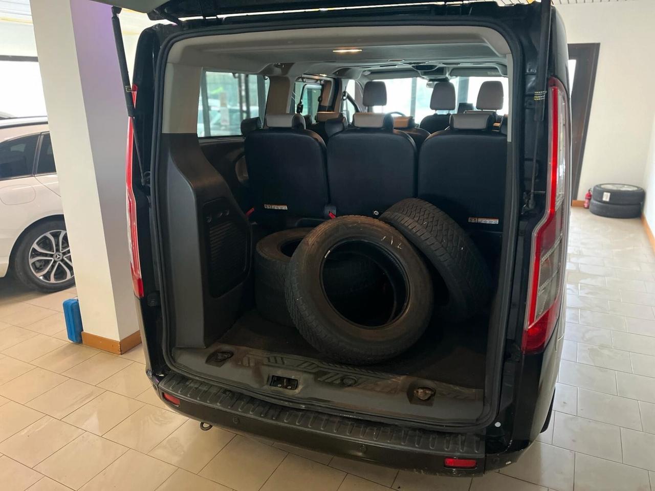 Ford Tourneo Custom 310 2.0 TDCi 170CV aut. PL Titanium