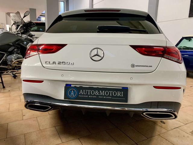 Mercedes-Benz CLA 200 CLA X118 Shooting Brake 200d Premium AMG auto