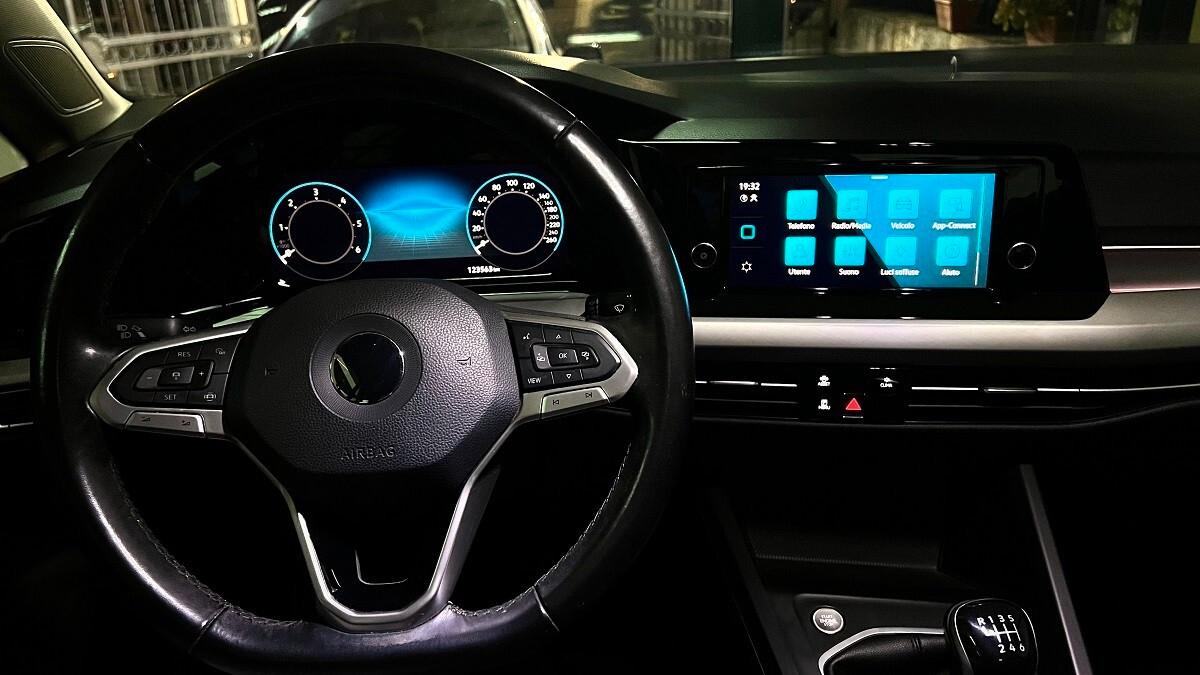 Volkswagen Golf 8 2.0 TDI Life