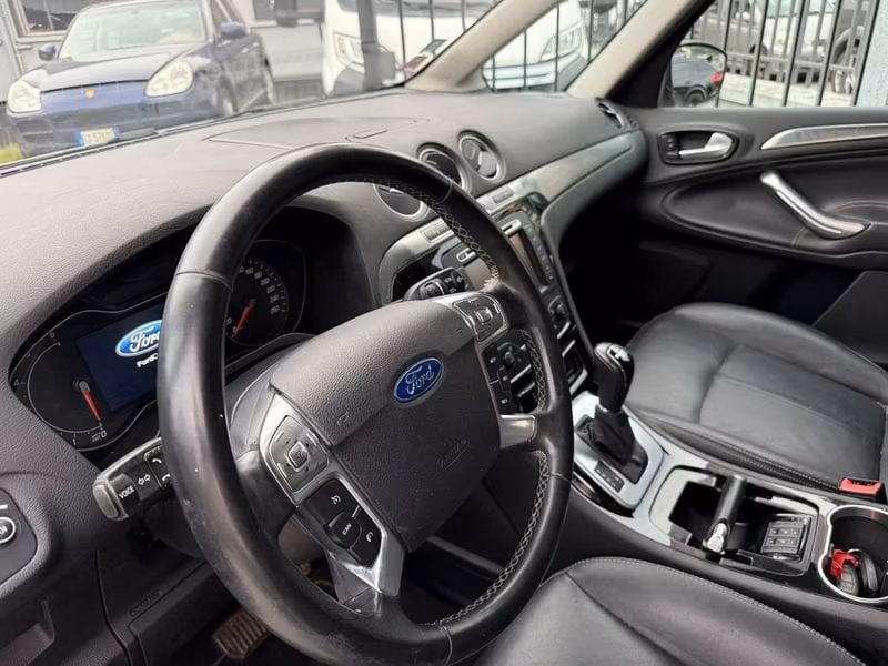 Ford Galaxy 2.0 TDCi 163CV DPF Powershift Titanium