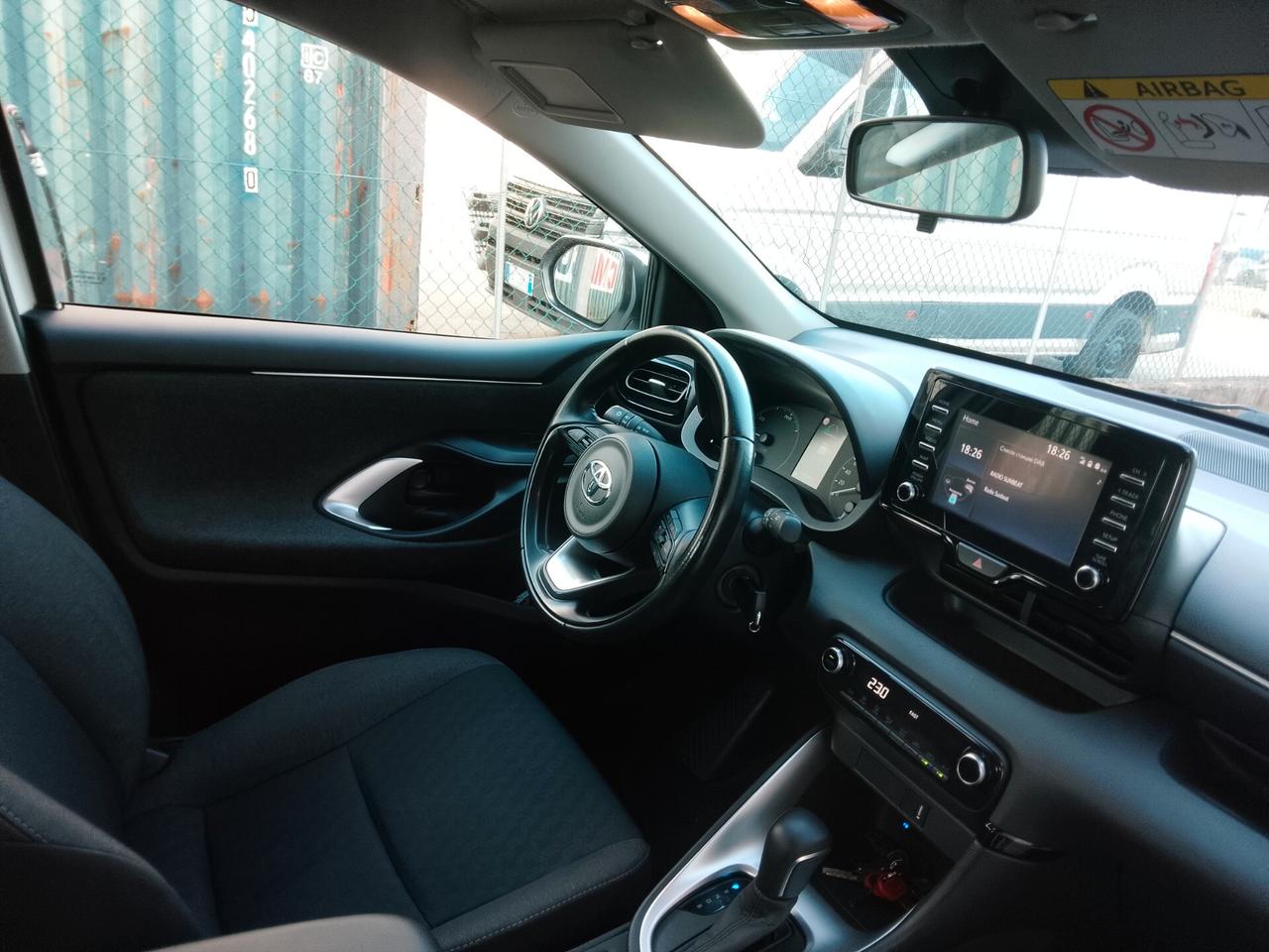 Toyota Yaris 1.5 Hybrid 5 porte Lounge