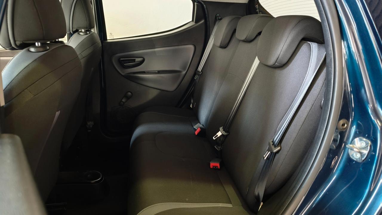 Lancia Ypsilon 1.2 69 CV 5 porte Gold 2018 UNIPROPRIETARIO 5 POSTI