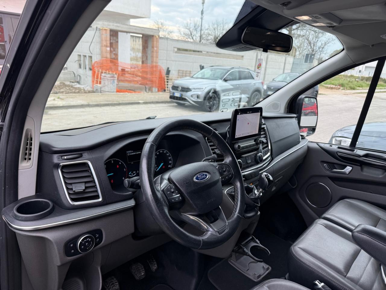 Ford Tourneo Custom 320 2.0 TDCi 185CV PL Titanium X