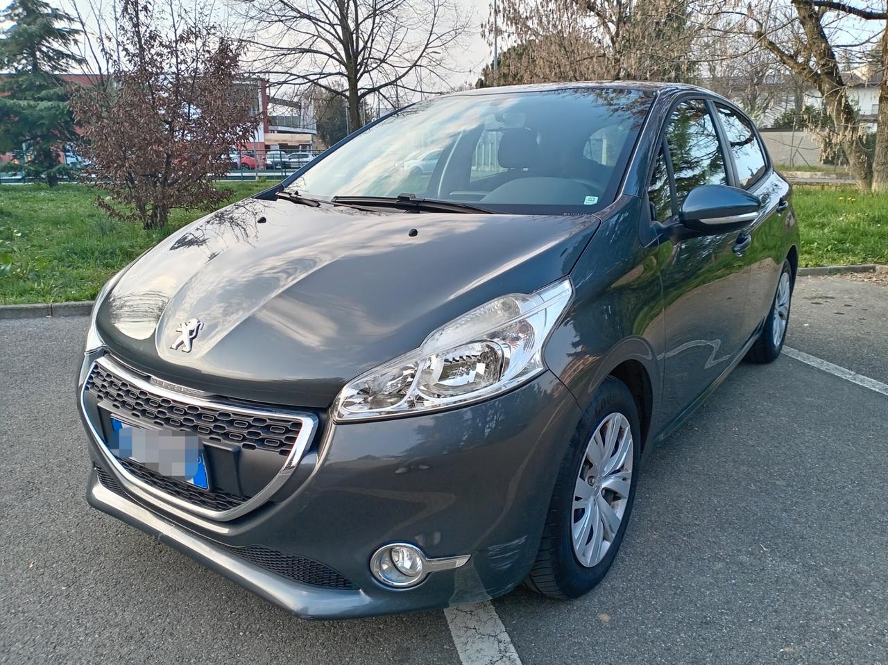 Peugeot 208 1.4 HDi 68 CV 5 porte Active