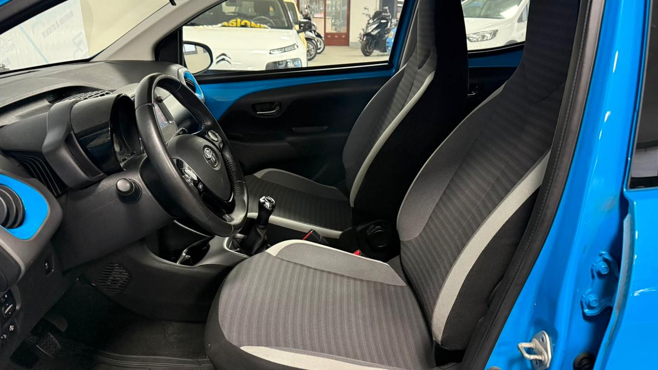Toyota Aygo 1.0 VVT-i 72cv 5 porte x-clusiv