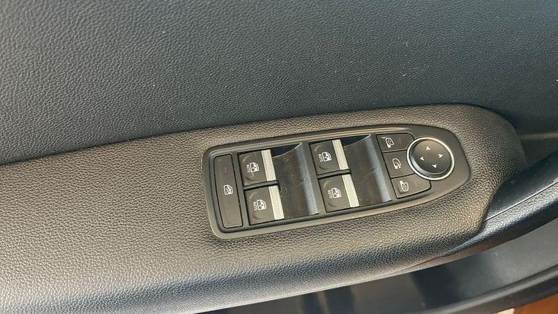 Renault Captur II 2019 1.6 E-TECH Plug-in Hybrid 160cv Intens Auto