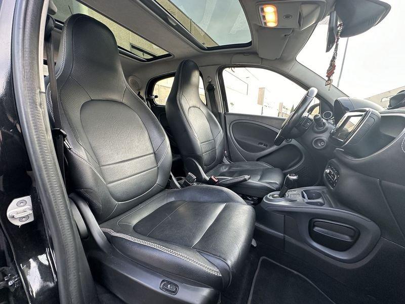 smart forfour 0.9 BRABUS Xclusive twinamic 109CV