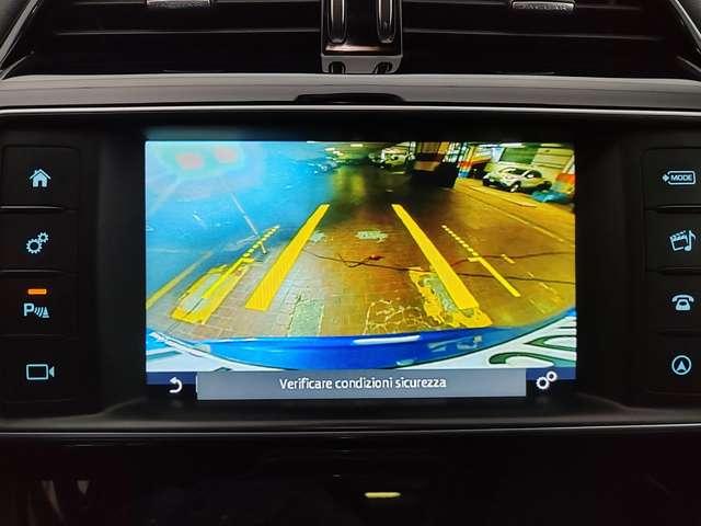 Jaguar F-Pace 2.0d Portfolio AWD 240cv Auto Navi + Camera