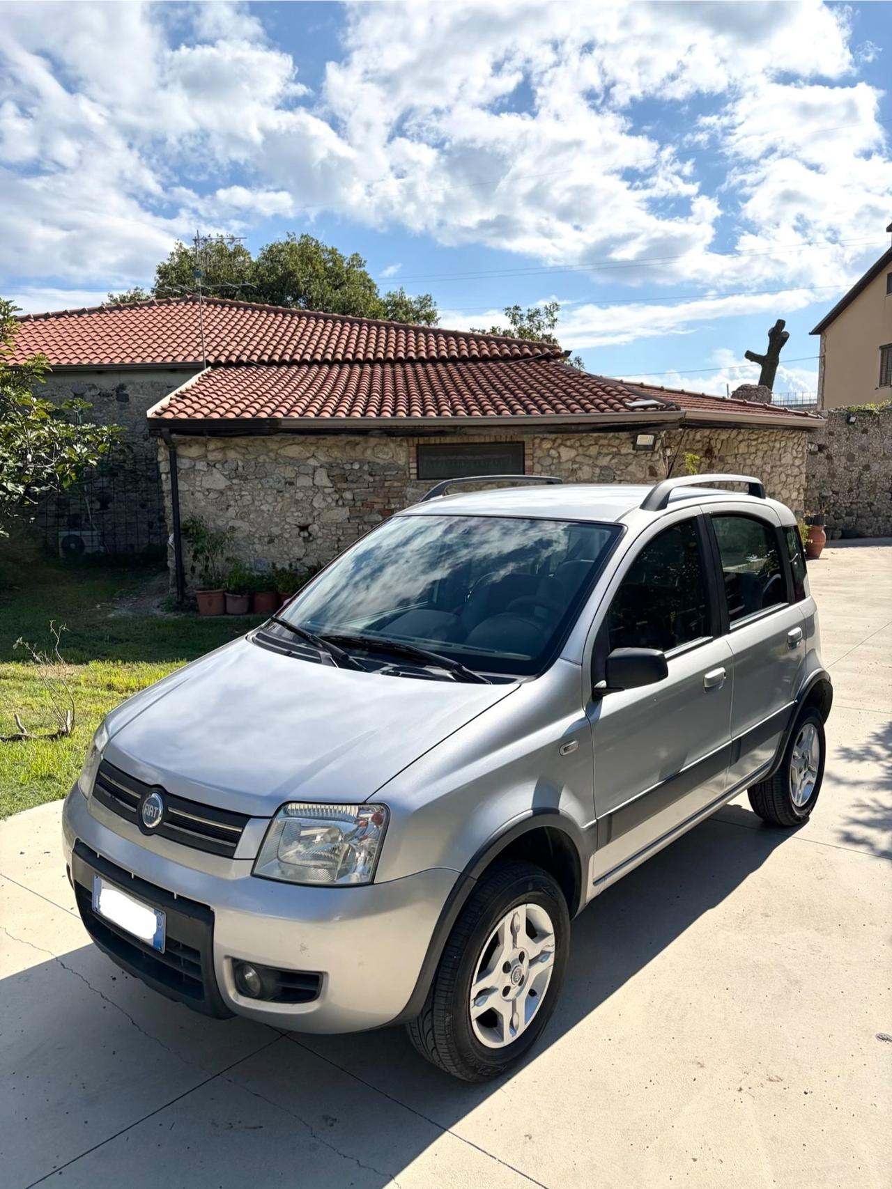 FIAT PANDA 4x4 1.3 MTJ EURO4 DA VETRINA CHIAVI IN MANO