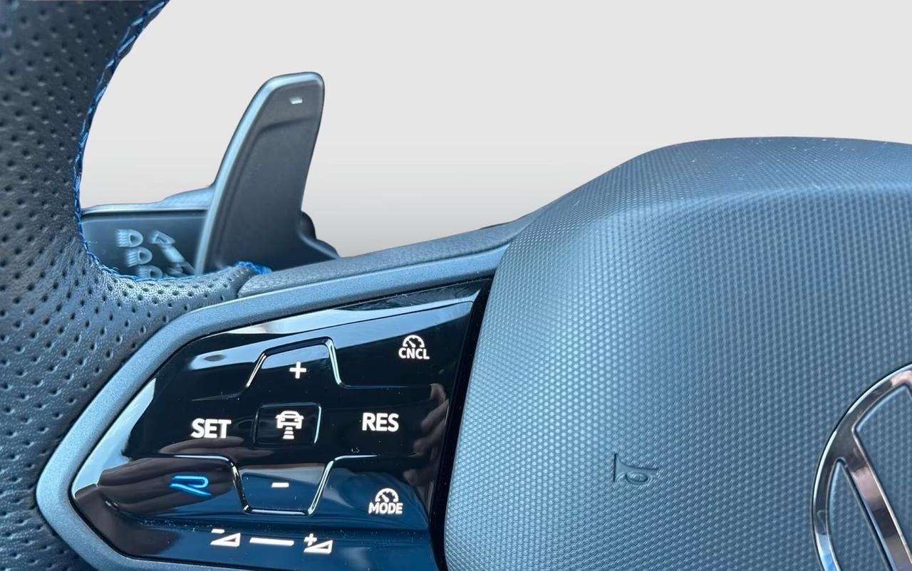 Volkswagen Golf R TSI DSG 4Motion R/PROMO FINANZIAMENTO/DRIFT MODE/MATRIX/R19/