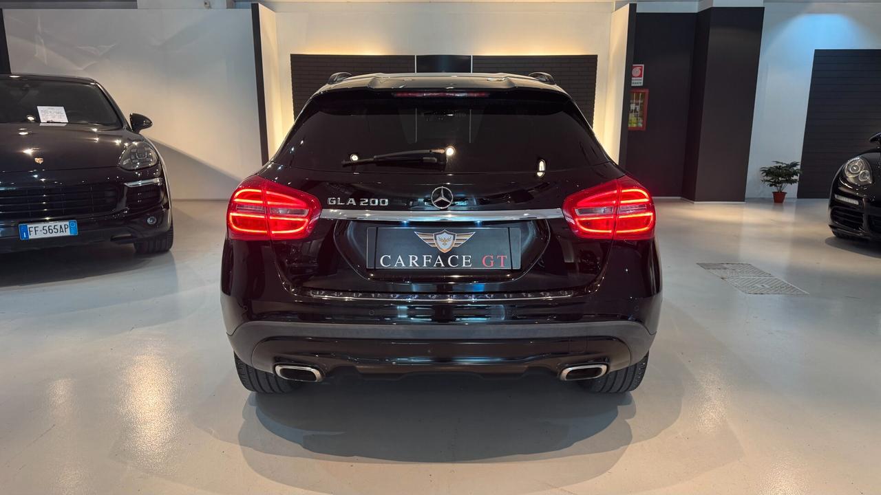 MERCEDES-BENZ GLA 200 1.6 B 156CV - 2015