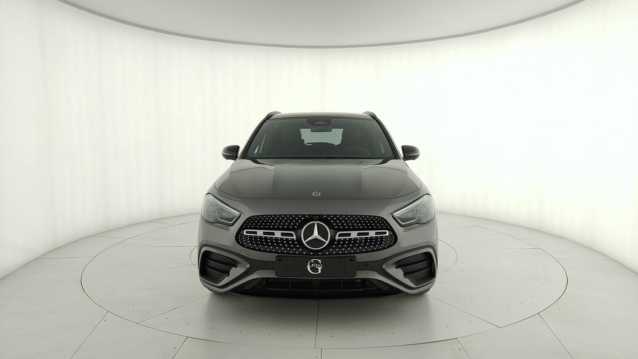 Mercedes-Benz GLA 200 d automatic