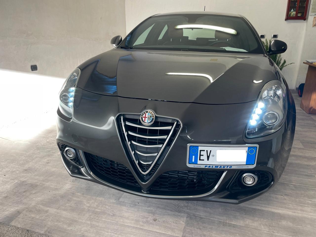 Alfa Romeo Giulietta 1.4 Turbo 120 CV Distinctive Pelle Full NEOPATENTATI !