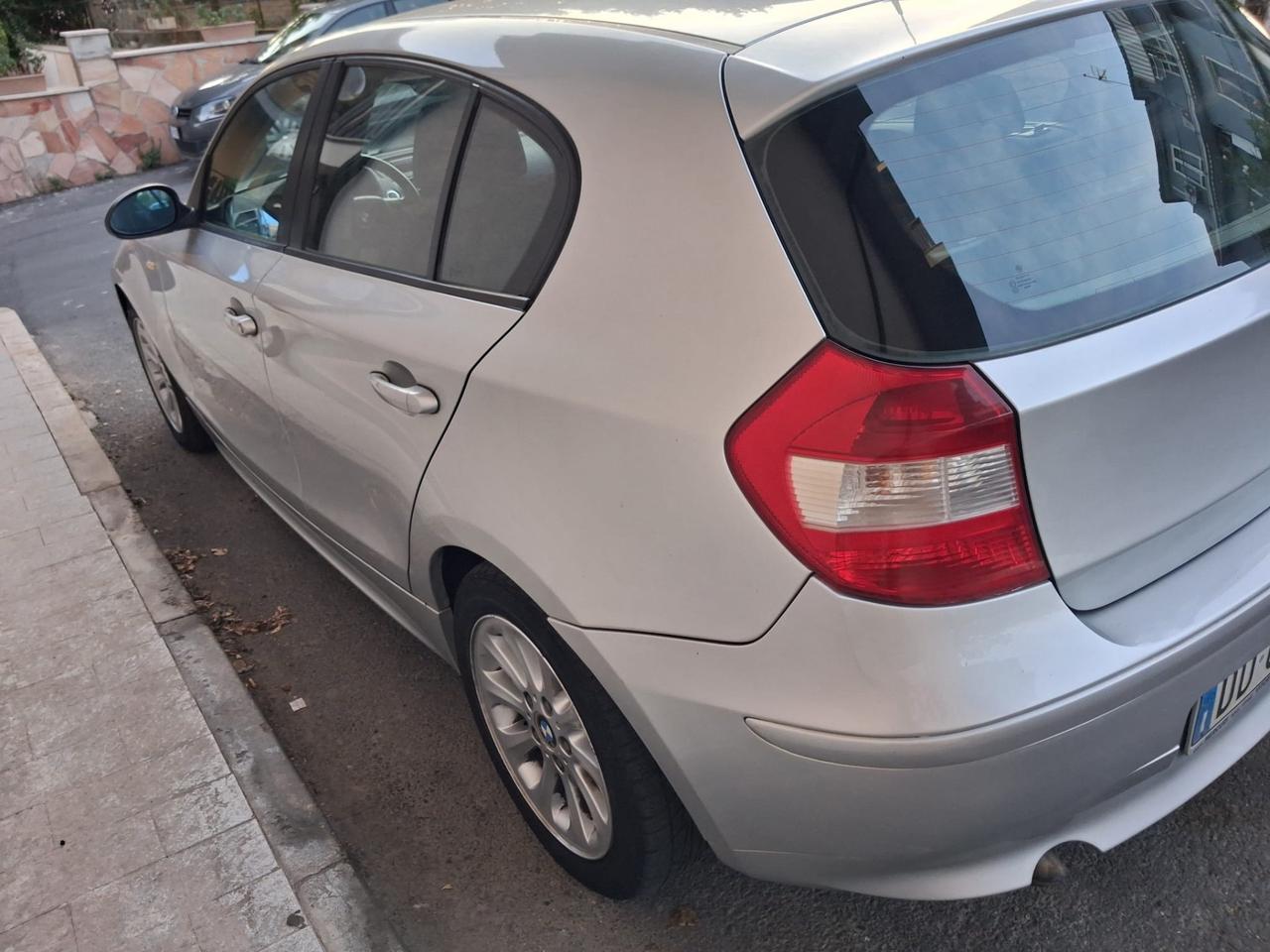 Bmw 116 118d cat 5 porte Eletta