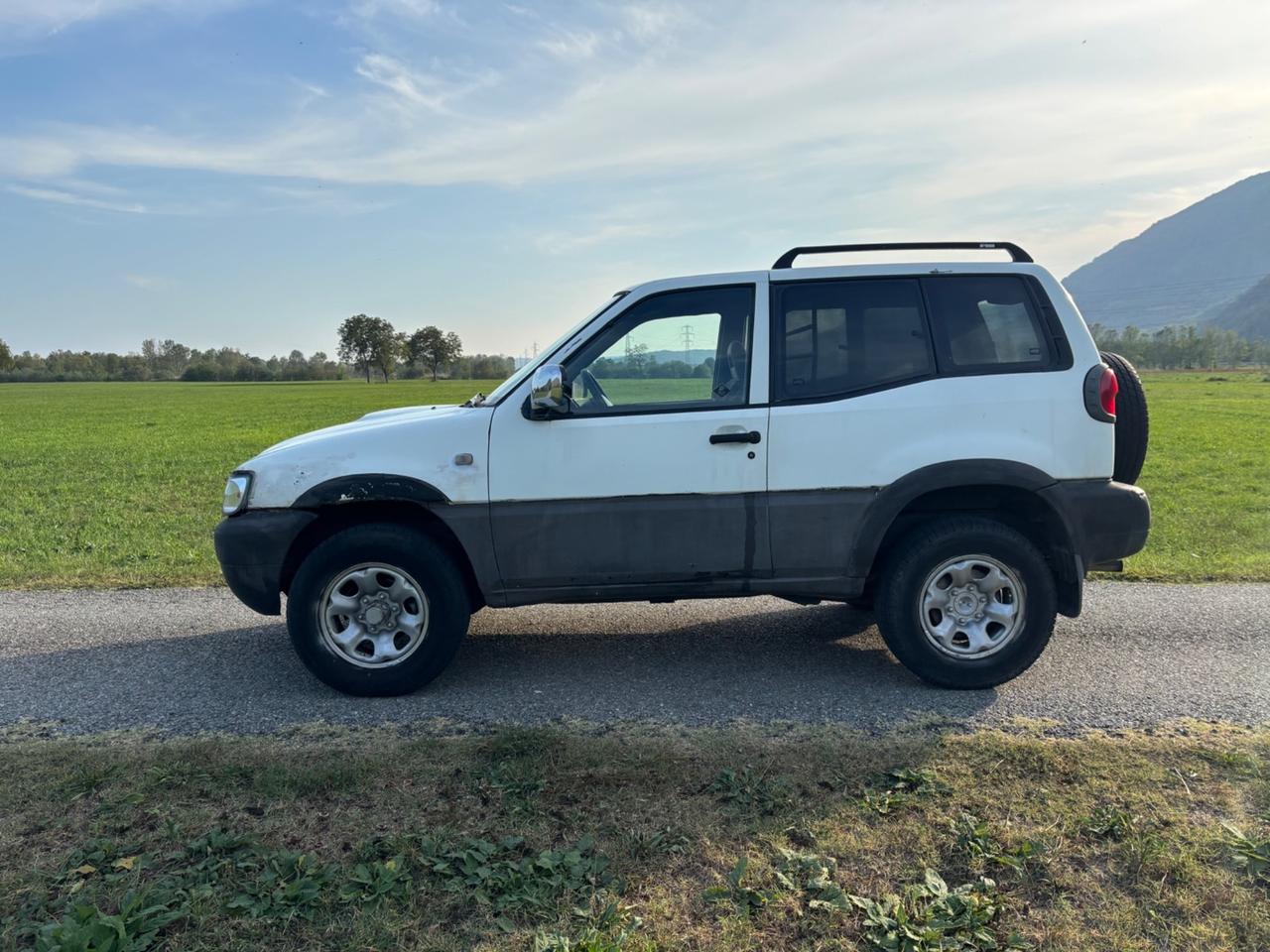 NISSAN TERRANO 2.7 Tdi AUTOCARRO GANCIO TRAINO