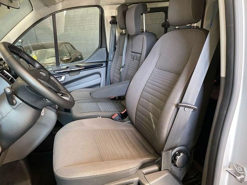Ford Transit Custom 320 2.0 EcoBlue 130 aut. PC Furgone Titanium