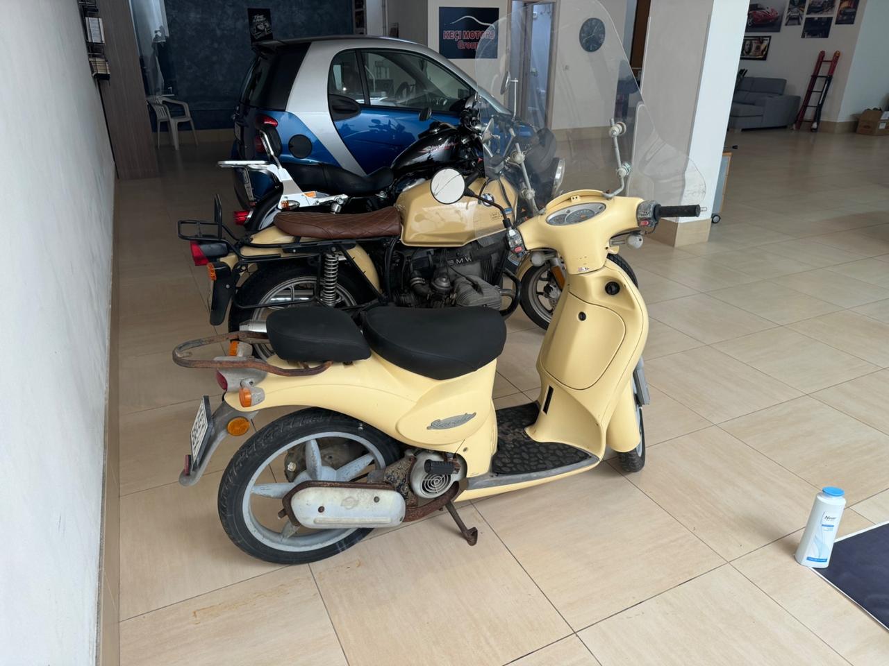 Aprilia Scarabeo 50 Scooter