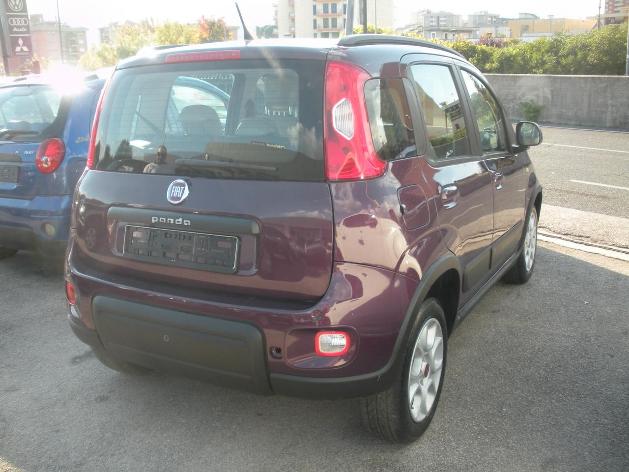 Fiat Panda 0.9 TwinAir Turbo Natural Power Trekking