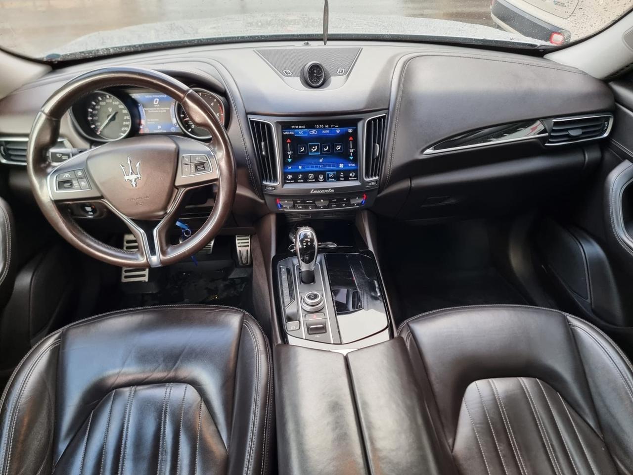 Maserati Levante V6 Diesel 275 CV AWD Gransport