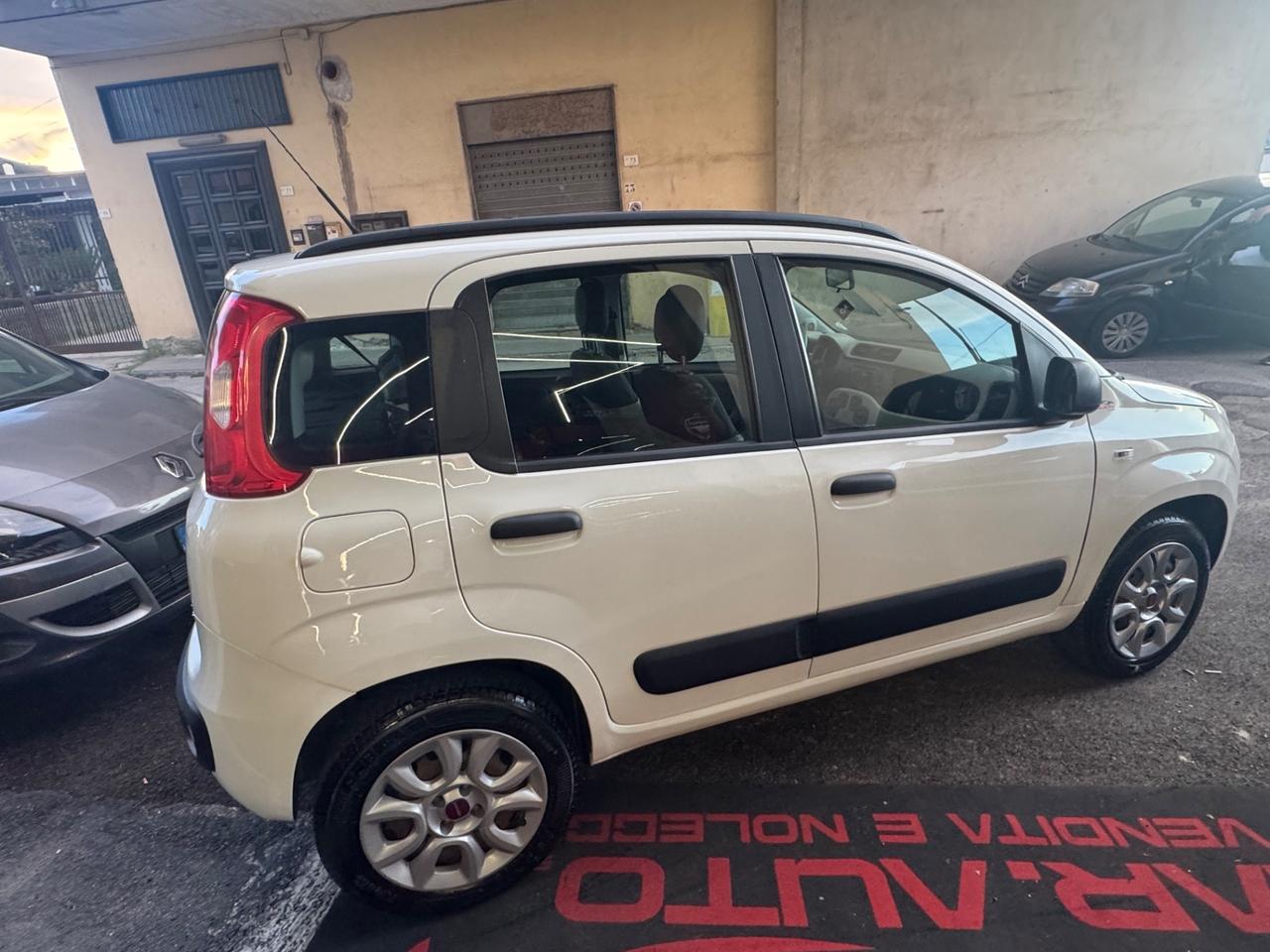 Fiat Panda 0.9 TwinAir Turbo Natural Power Lounge