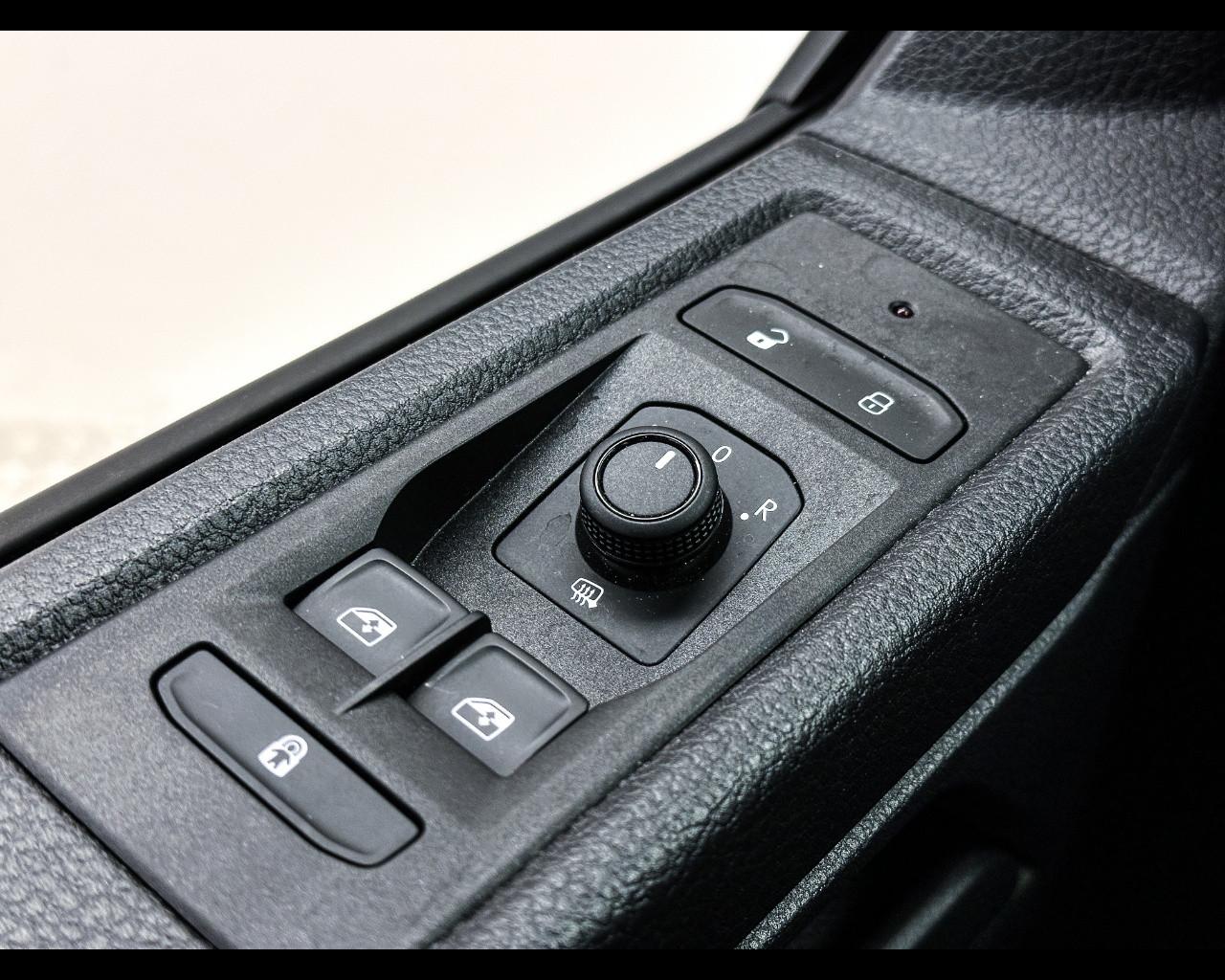 VOLKSWAGEN California 7ª '24-> - California 2.0 TDI 150 CV DSG Beach