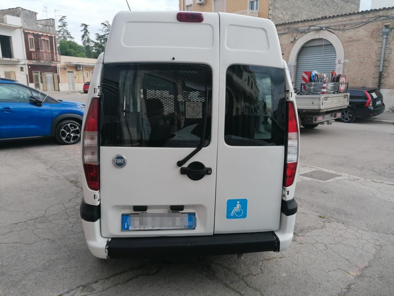 Fiat Doblo 1.9 JTD TRASPORTO DISABILI