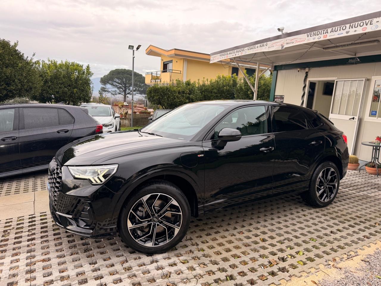 Audi Q3 SPB 45 TFSI e S tronic S Line Tetto Pan Plagin