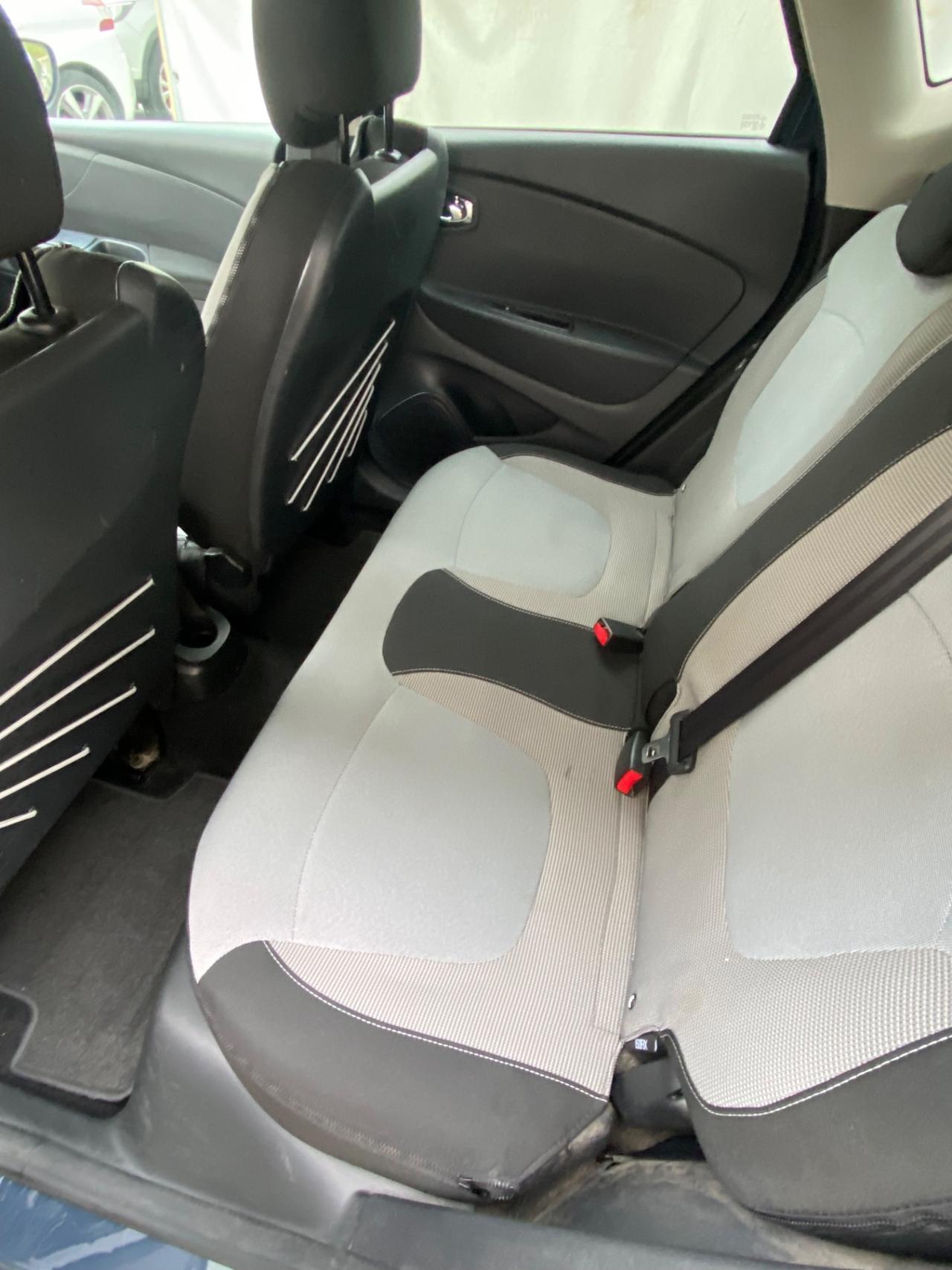 Renault Captur dCi 8V 90 CV EDC Start&Stop Energy Iconic