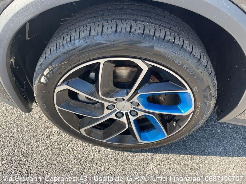 Lynk & Co 01 01 PHEV