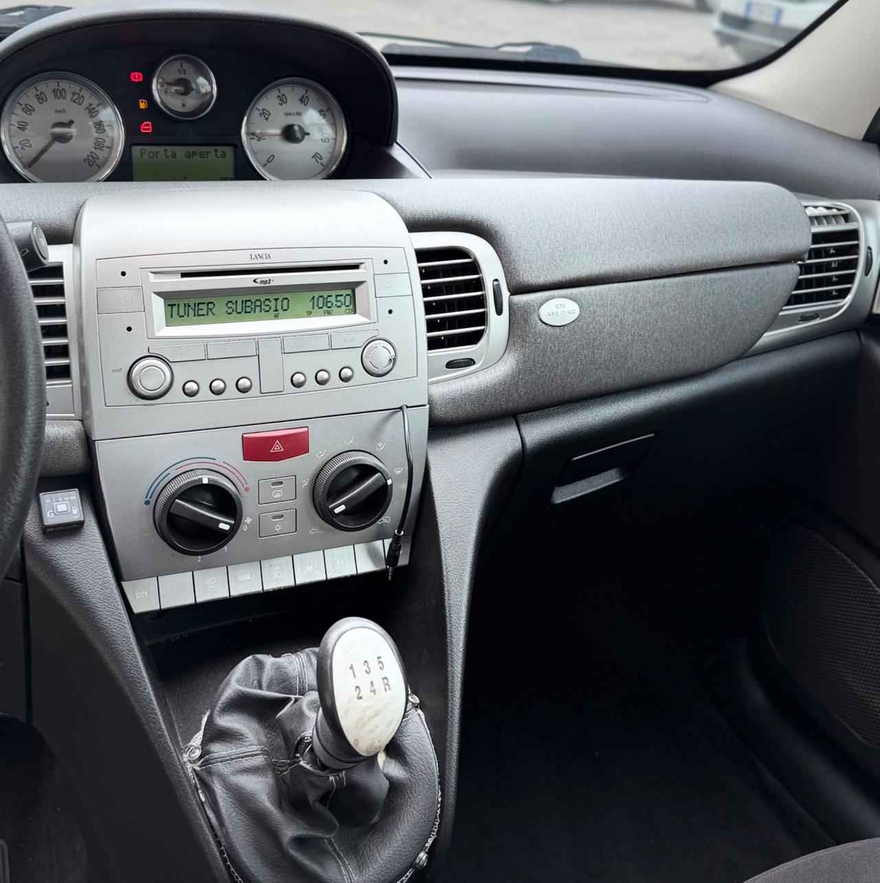 Lancia Ypsilon 1.2 Gpl 60 Cv