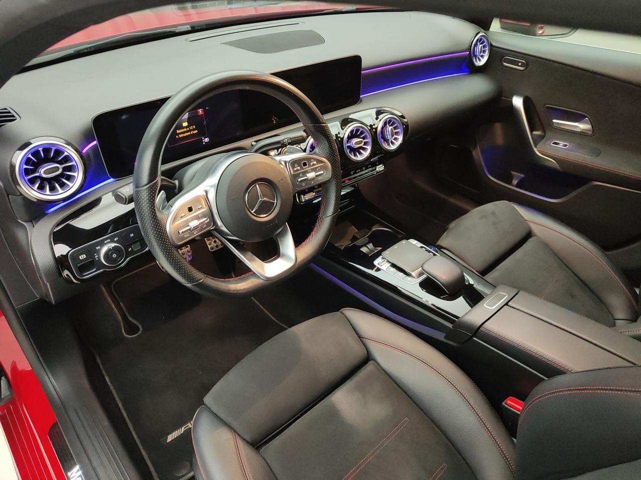 MERCEDES Classe A - W177 2018 A 180 D 116CV AMG LINE PREMIUM AUTO