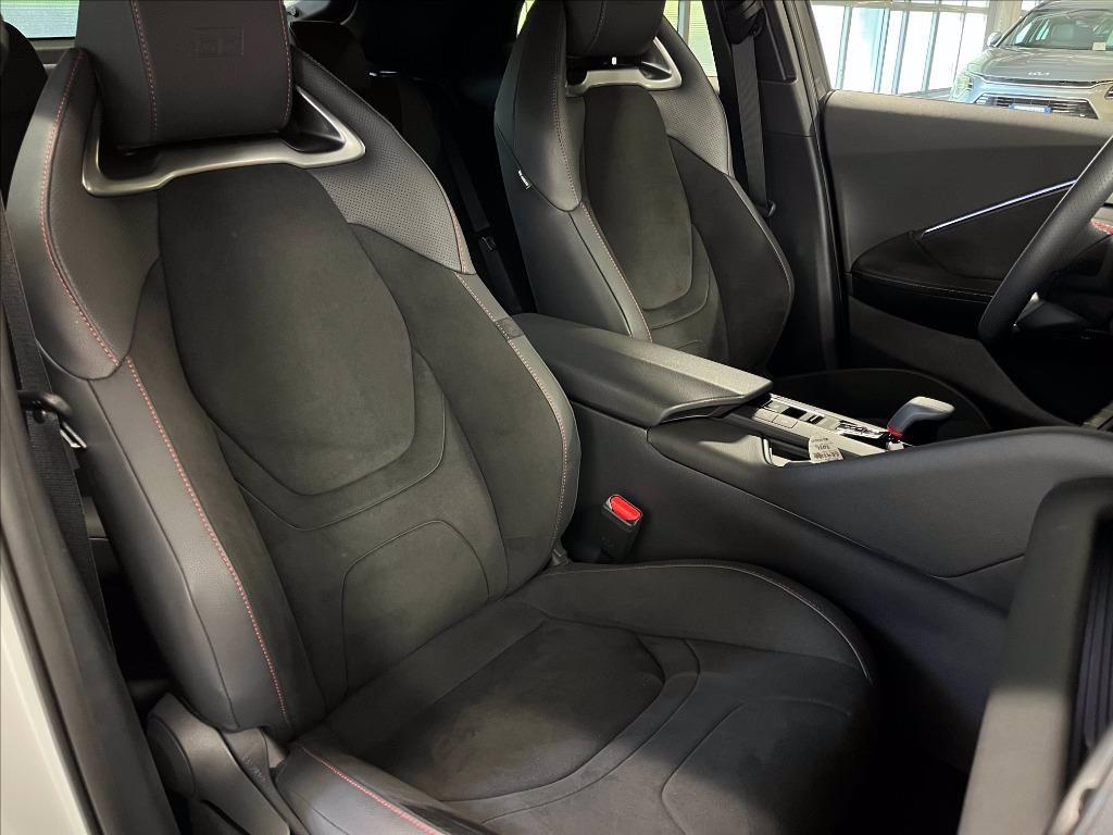TOYOTA C-HR 2.0 hv GR Sport Premiere awd e-cvt del 2024