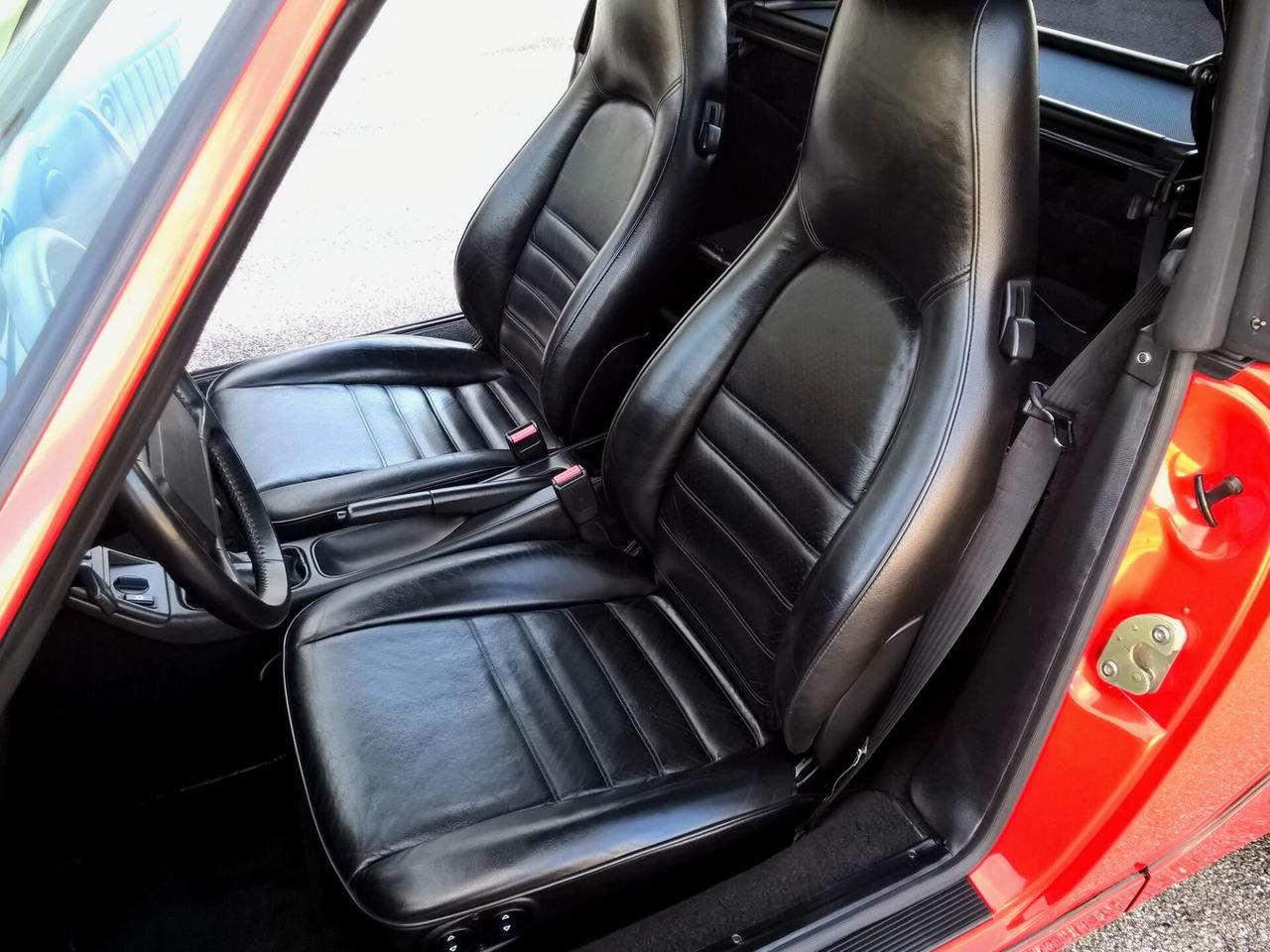 Porsche 911 964 Carrera 2 Cabriolet