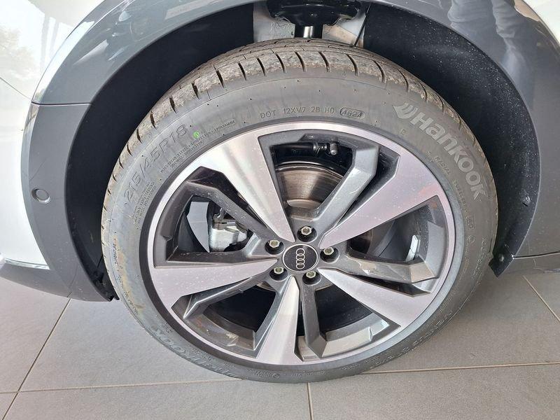 Audi A1 A1 allstreet 30 TFSI S tronic Identity Contrast