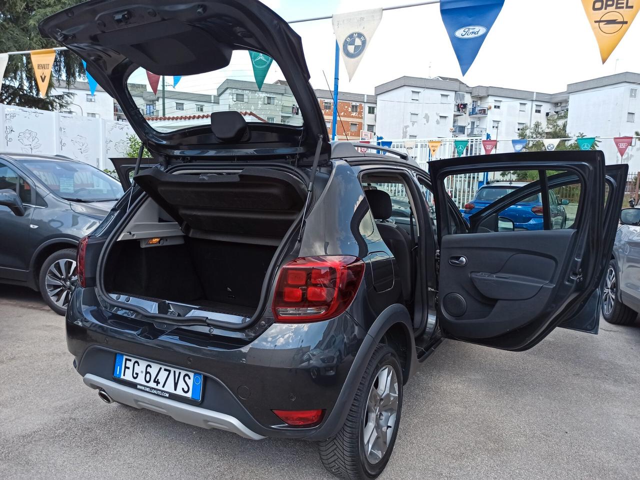 Dacia Sandero Stepway 0.9 TCe 12V TurboGPL 90CV Start&Stop Lauréate