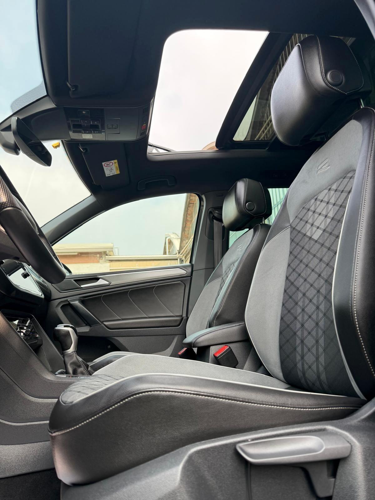 Volkswagen Tiguan 2.0 TDI 200 CV SCR DSG 4MOTION R-Line TETTO APRIBILE