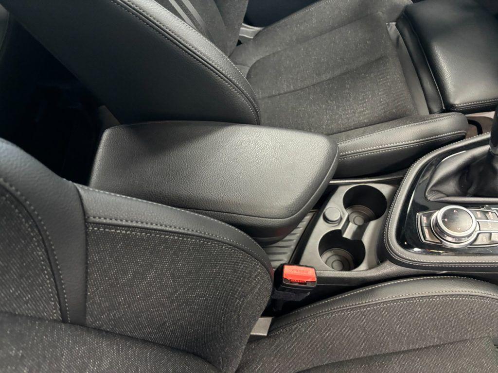 BMW 216 i Gran Tourer Advantage Full Optional